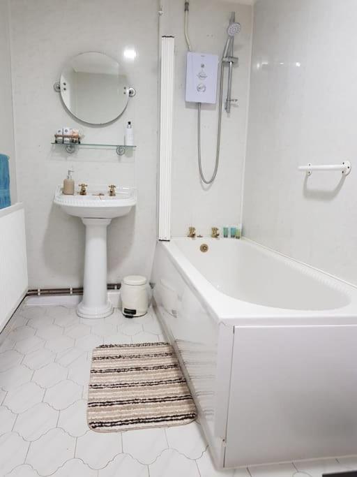 Pontneddfechan Mellte Avenue - Waterfalls House מראה חיצוני תמונה